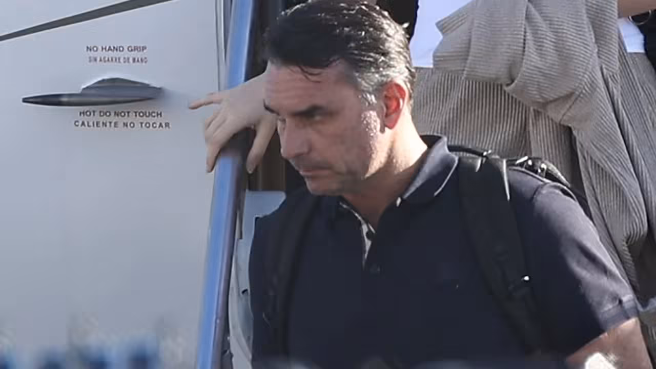Trump and Milei under pressure to explain role in Flavio Bolsonaro’s dramatic escape to US