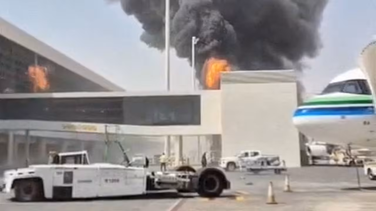 US orders non-emergency staff to leave Saudi Arabia over security risks